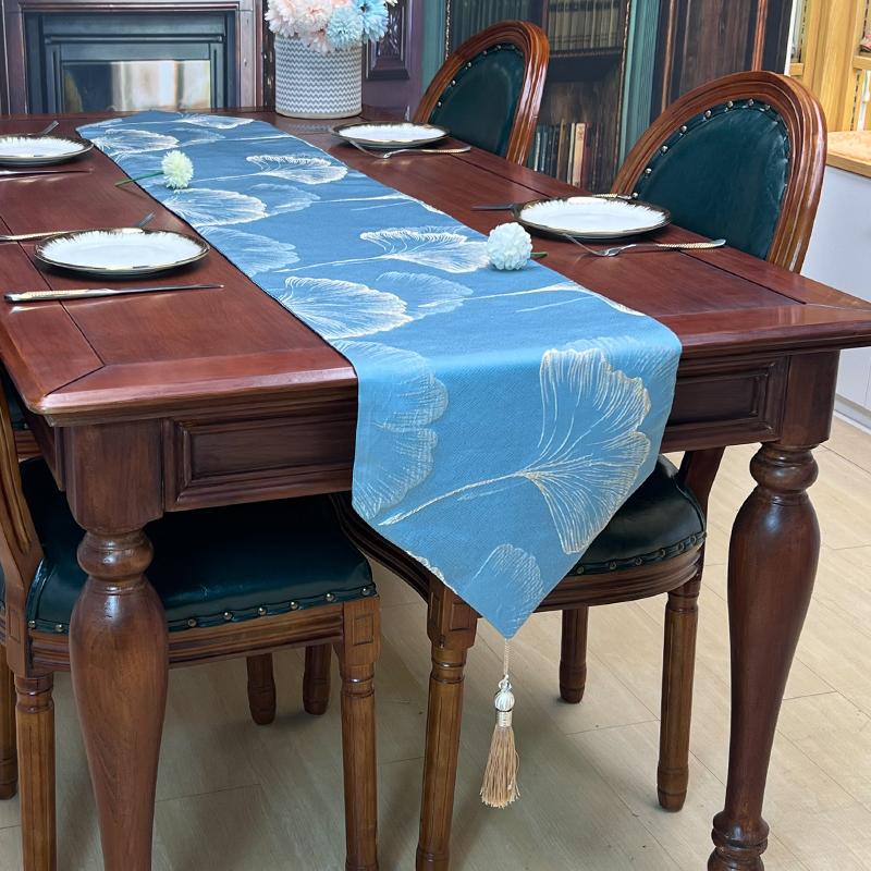 ginkgo leaves jacquard table runner with tessels