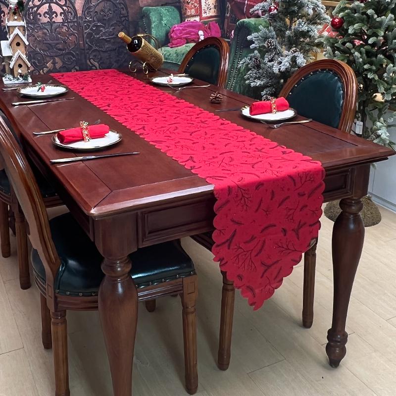 hazelnut leaf sleek table runner