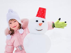 The Importance of Finding the Right Gloves for Your Child's Winter Activities
